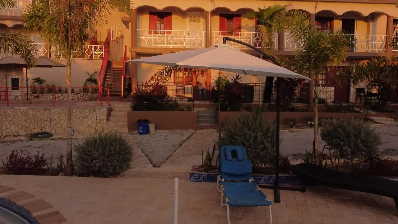 Boutique B&B At Stone Village Bluefields