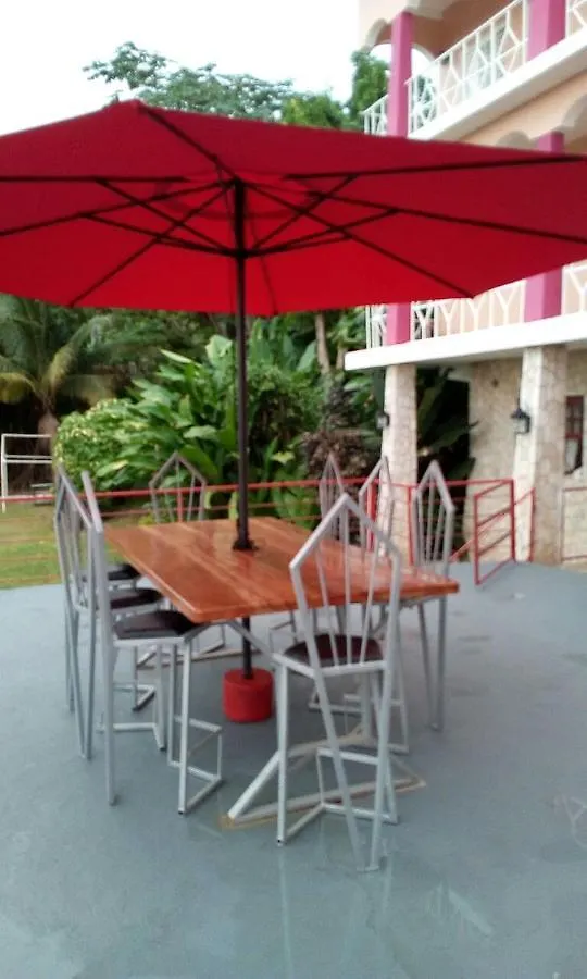 Bed & Breakfast Boutique B&B At Stone Village Bluefields