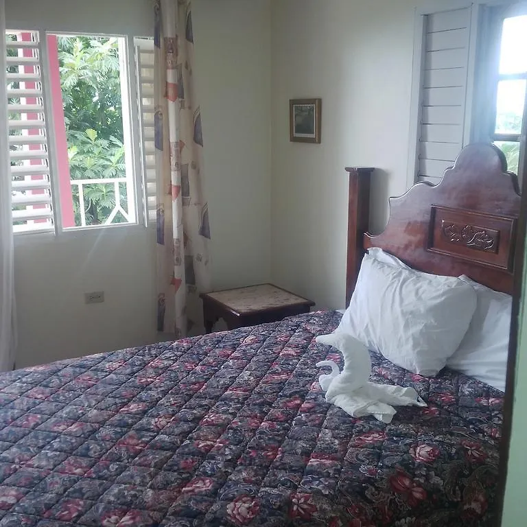 Boutique B&B At Stone Village Bluefields Bed & Breakfast
