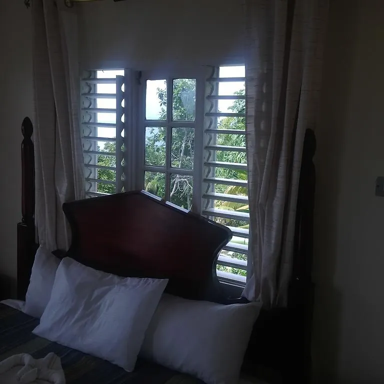 Bed & Breakfast Boutique B&B At Stone Village Bluefields