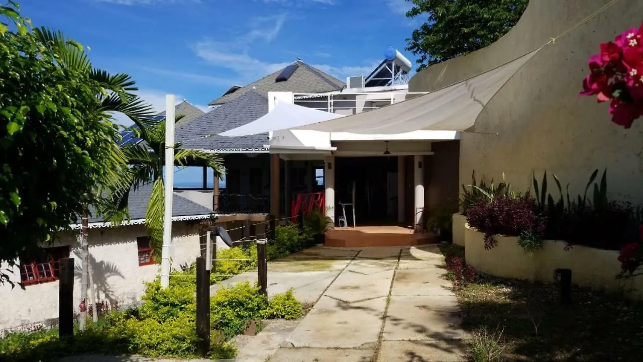 Bed & Breakfast Boutique B&B At Stone Village Bluefields