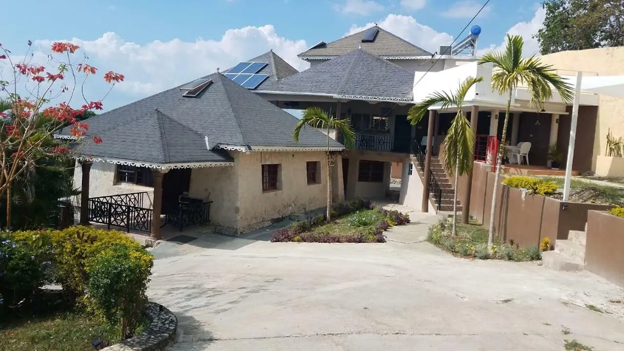 Boutique B&B At Stone Village Bluefields Bed & Breakfast